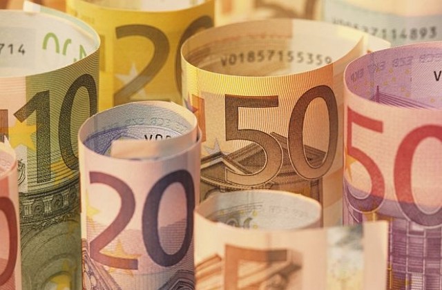 Над 1.575 млрд. евро са преките инвестиции в страната през 2015-а