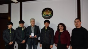 Корейски майстори от Корпуса на мира по таекуондо гостуваха в