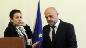 Основанията за спирането на търгове са технически твърди Томислав Дончев