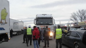 Без напредък в преговорите за блокадата по границата с Гърция