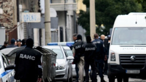 Столични полицаи задържаха 75 нелегално пребиваващи чужди граждани