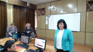 Бинарен урок Спайдърмен в играта Мрежа