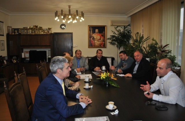 Общи бъдещи проекти обсъдиха кметът и лидерът на КНСБ