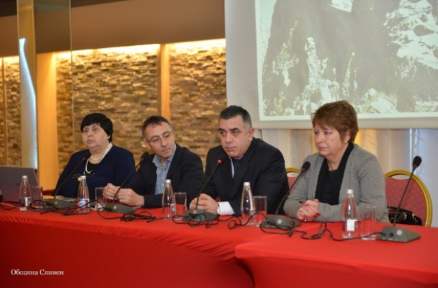 Стефан Радев: Надявам се резултатът от дискусиите за учебните програми да е по-качествено образование за децата ни