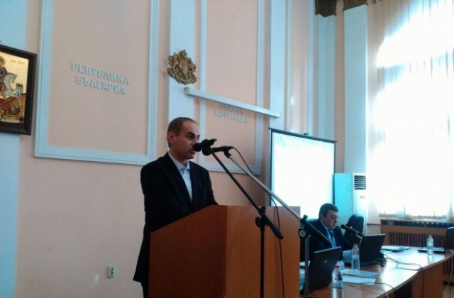 Петър Паунов и Иван Андонов с покана за Съвета на европейските общини и региони в Кипър