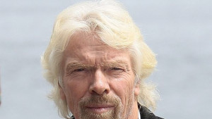 Върджин галактик представя новия модел космически кораб Спейсшип 2