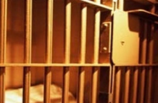 Арест за мъж с наркотици и опит за бягство при задържане