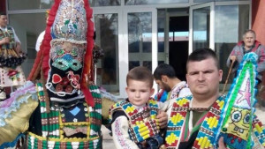 Кукери гониха злото в Иречеково