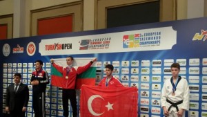 Митко Джорджев и Ивона Цинцарска от СК Гладиатор Дупница европейски