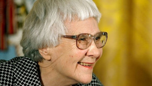 Погребаха писателката Харпър Ли