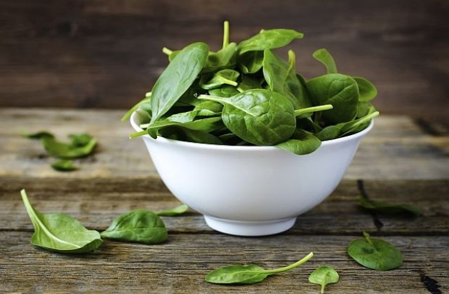 Зелените листни зеленчуци - полезни за ума и червата