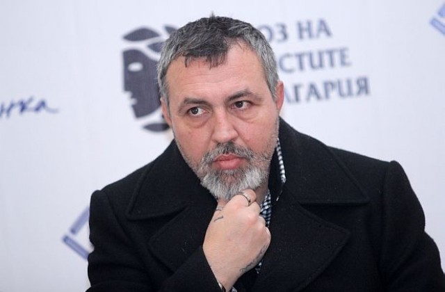 Колективът на Народния театър иска оставката на Христо Мутафчиев