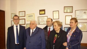 ДоцТашев Нито за миг не съм съжалил че съм останал