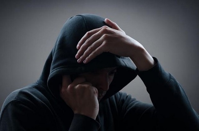 Жертви на телефонни измамници вече хвърлят пари от балкона