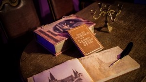 Туристи от цял свят играят Паисий в Замъка в Равадиново