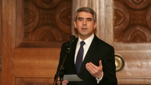 Плевнелиев Да дадем умения на младите да пипнат нещо с