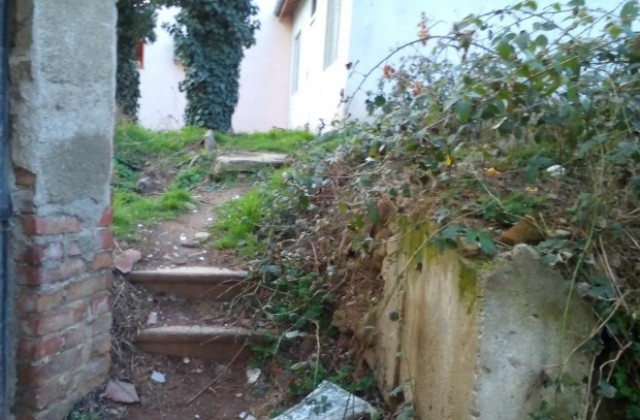 Събраха над 700 подписа за паметна плоча на герой в Казанлък