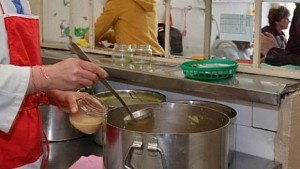 Затворено от Агенцията по храните бистро продължава работа