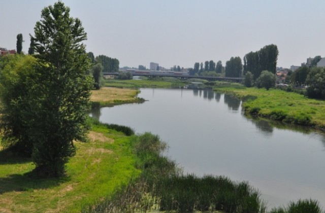 20 километра велоалеи ще правят в коритото на река Марица