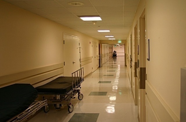 Болници и НПО атакуват в съда медицински стандарти