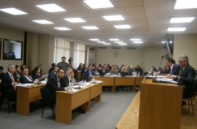 Разсрочване на дълг към ФЛАГ и преобразуване на ВИМ-Плевен гласуваха съветниците