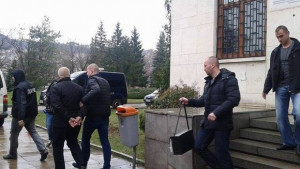 Спецпрокуратурата обвини шестима данъчни в престъпления по служба и корупция