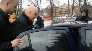 Готвят протест в подкрепа на един от арестуваните данъчни във