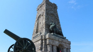 Изложба представя документи от фондовете на НПМ Шипка Бузлуджа и