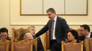 Горанов решава да освободи ли синдиците на КТБ от постовете