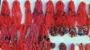 Мартеници за пациентите на болницата