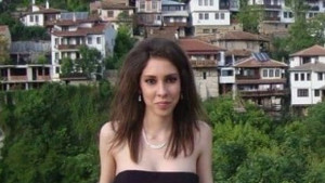 С траурно шествие близките на Вероника отбелязаха годишнината от убийството