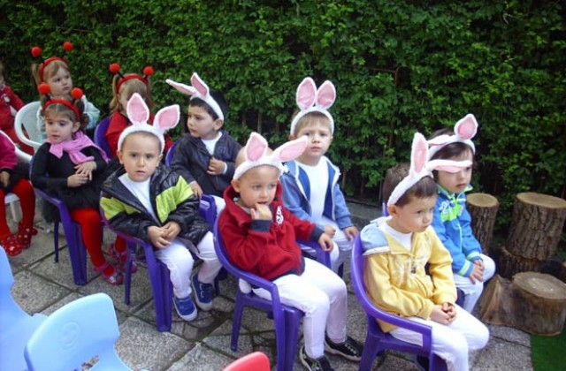 Намаляват групите в детските ясли в Добрич от 26 на 22
