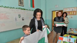 Министър Десислава Танева и кметът Стефан Радев присъстваха на урок