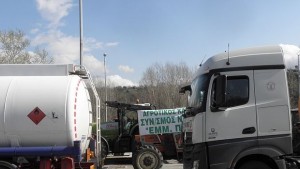 Превозвачите със съдебни искове заради щетите от граничната блокада