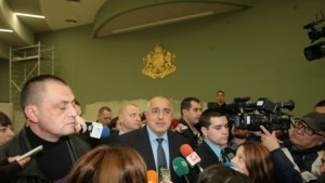 Неустойки за спрените поръчки няма да бъдат плащани отсече Борисов