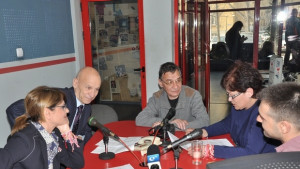 На журналистите или на политиците вярват повече хората