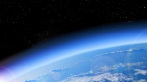 Астронавти прекарали близо година в космоса се завърнаха на земята