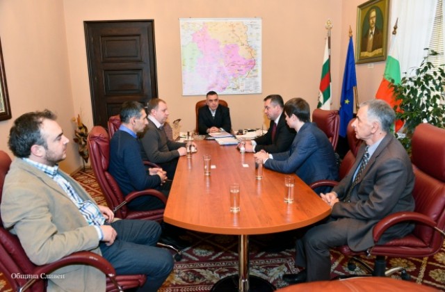 Делегация от Молдова посети кмета на Сливен