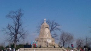 Стотици пловдивчани се преклониха пред паметта на загиналите за Освобождението
