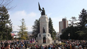 Стотици великотърновци почетоха 138годишнината от Освобождението