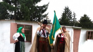 Песенното предание за Стоян войвода оживя в Луковит за националния