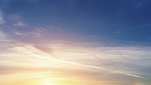 Времето остава слънчево с разкъсана облачност