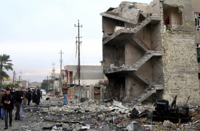 Десетки убити при атентат с камион бомба в Ирак