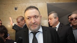 Седесари искат оставката на Кабаиванов