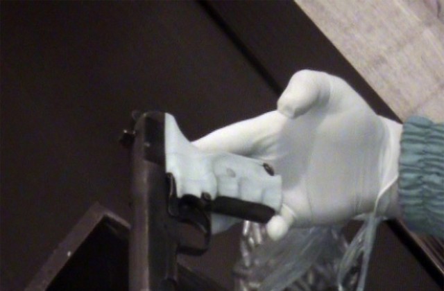 Стреляха срещу крадци на бижута