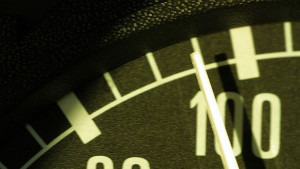 Барака на колела развива над 100 км ч