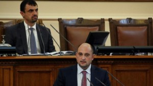 Депутатът д р Ибришимов предлага местен референдум за влизането на