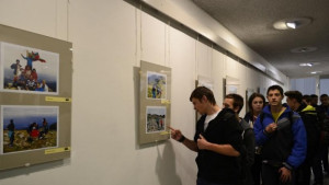 Изложба разказва как се променя към подобро животът на деца