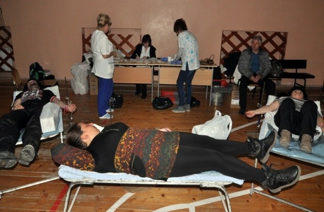 32-а дариха кръв за пострадалата при селфи на влак Мариана