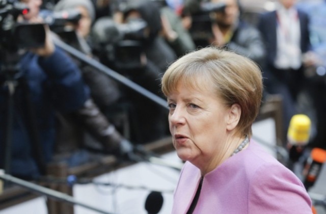 Меркел: Хиляди иракчани се връщат всеки месец от Германия в родината